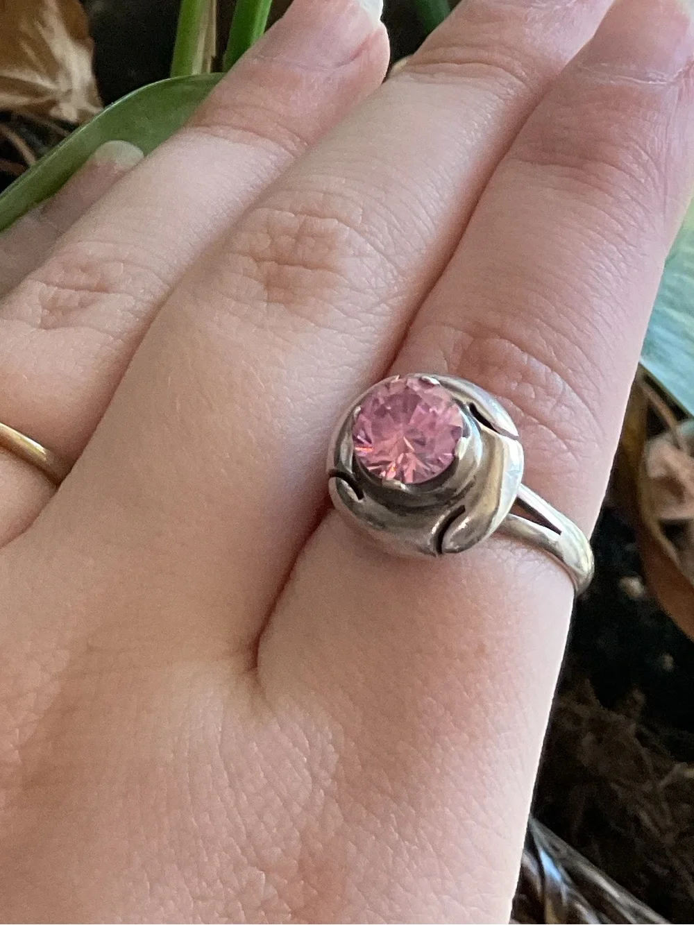 Vintage Sterling Silver Pink Gemstone Ring Size 8